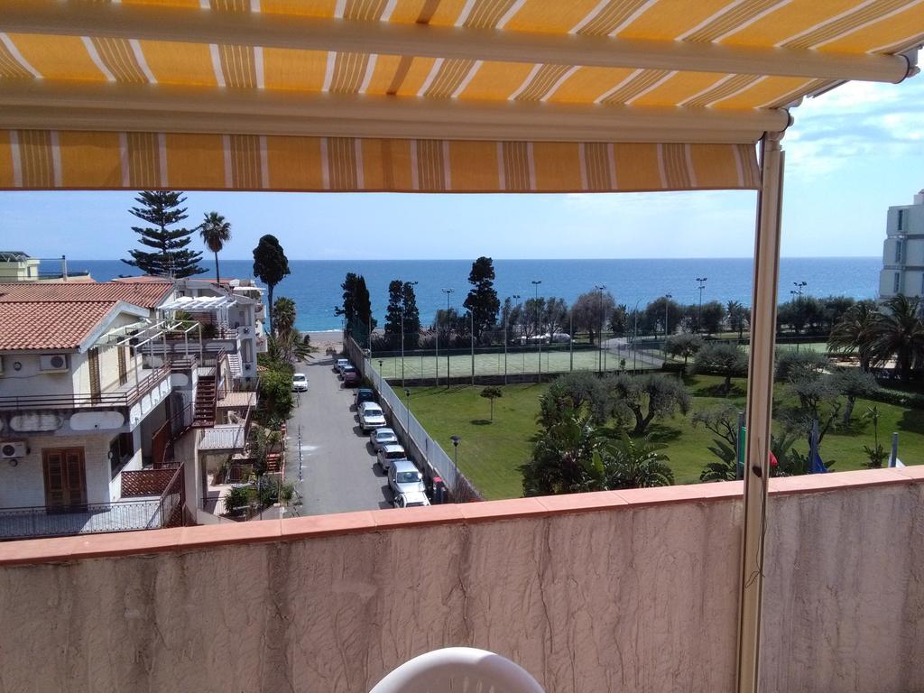 Holiday Home Recanati Giardini Naxos Εξωτερικό φωτογραφία