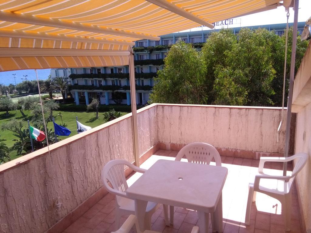 Holiday Home Recanati Giardini Naxos Εξωτερικό φωτογραφία